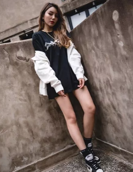 yeezy老爹鞋与AJ1如何穿搭好看 女生穿yeezy老爹鞋和AJ1哪个更好看 yeezy老爹鞋与AJ1如何穿搭好看 女生穿yeezy老爹鞋和AJ1哪个更好看